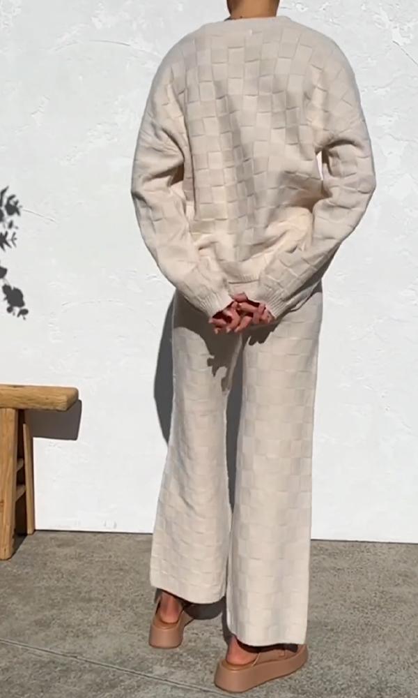 Women's Comfortable Top And Pants Two-Piece Set