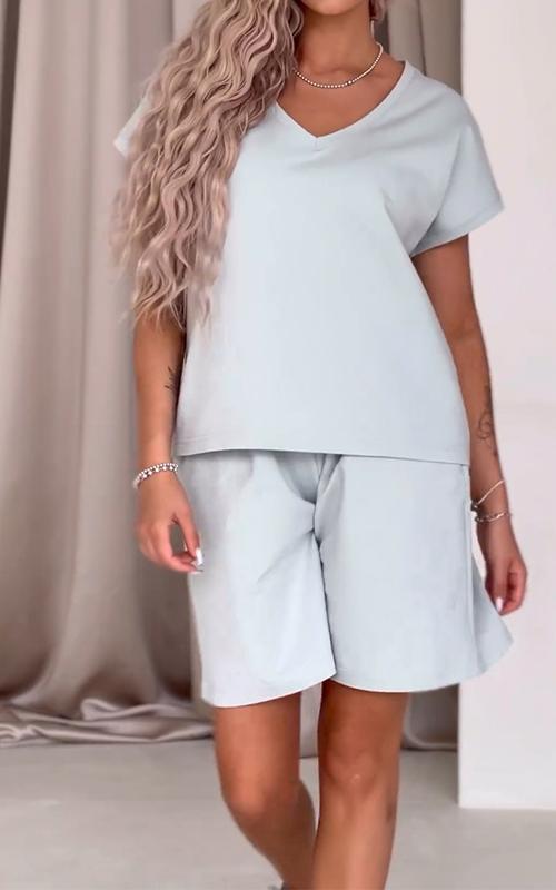 Women's V-neck Solid Color Short-sleeved Two-piece Suit